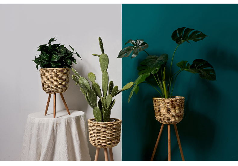 Floor - standing flowerpot straw furniture